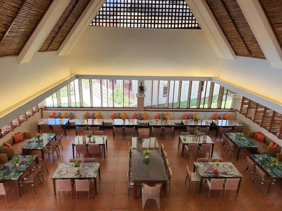 Costa Celine Beach Resort Kinablangan Eksteriør billede